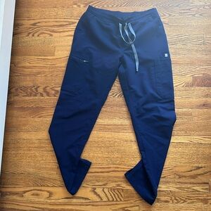 Figs navy scrub pants